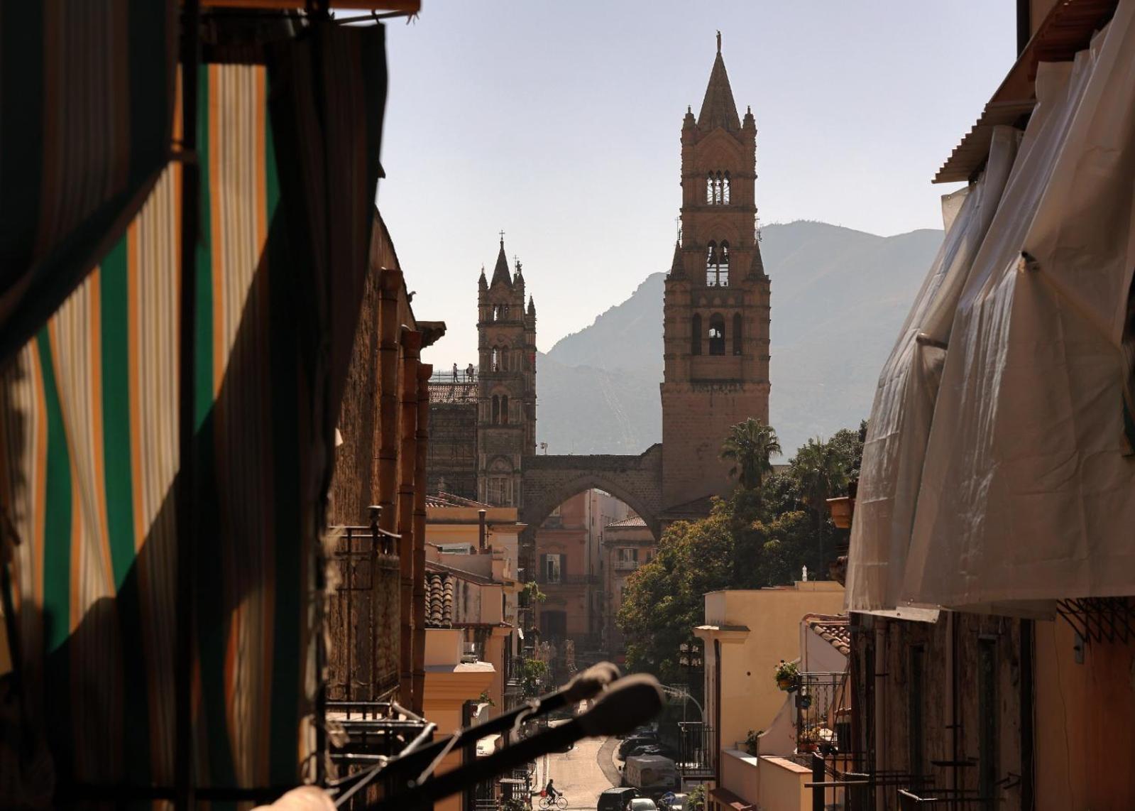 Bonello House Cattedrale Apartment ปาแลร์โม ภายนอก รูปภาพ